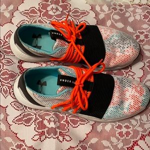 Under Armour Sneakers
